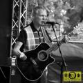 Joe Scholes (D) sings Terry Hall - This Is Ska Festival - Wasserburg, Rosslau - 23. Juni 2023 (3).JPG